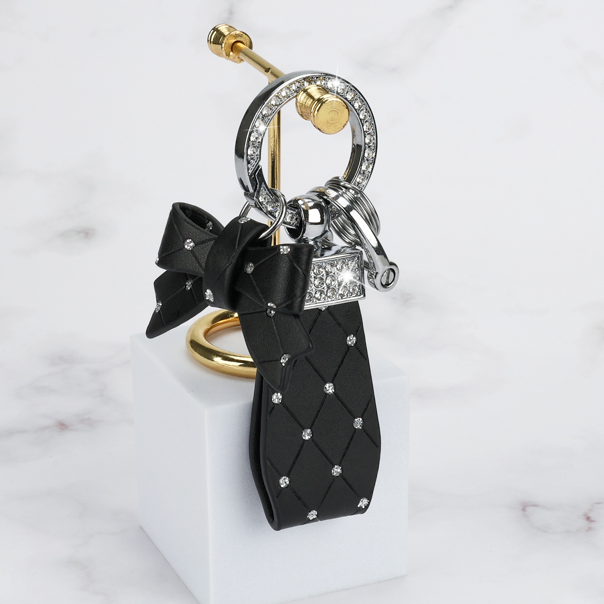 1 peça novo chaveiro de arco de strass de alta qualidade, requintado, sentimento premium chaveiro de carro pingente para meninas, carro feminino elegante: Preto