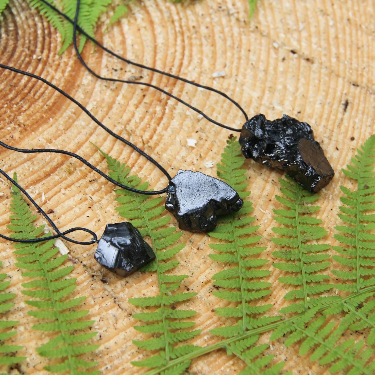 1pcs Elite Shungite Pendente dalla Russia // EMF Protezione di Vibrazione// Shungite Dei Monili di Energia di Cristallo