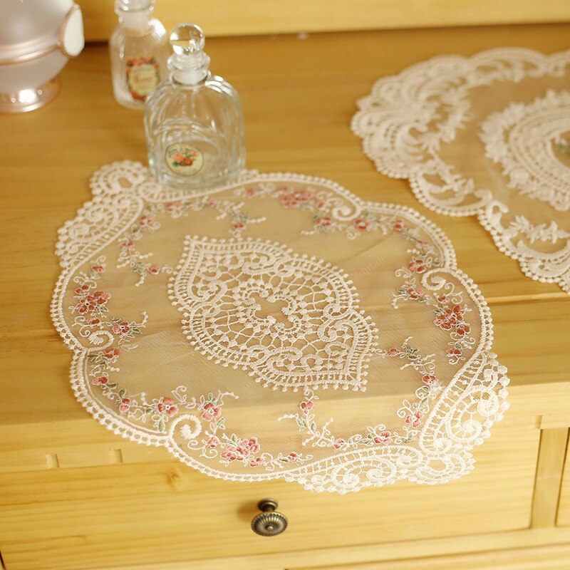 1Pc Vintage French Lace Tablecloth Dining Table Embroidery Placemat Romantic Lace Fabric Plate Mat