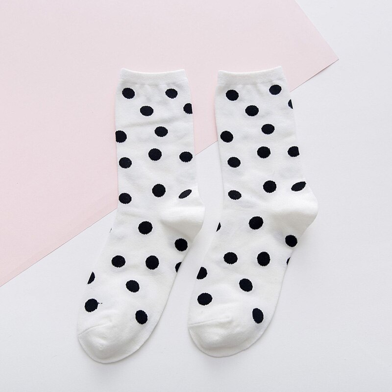 Novo outono e inverno meias femininas polka dot moda meias, algodão em tubo vaca meias femininas: WHITE