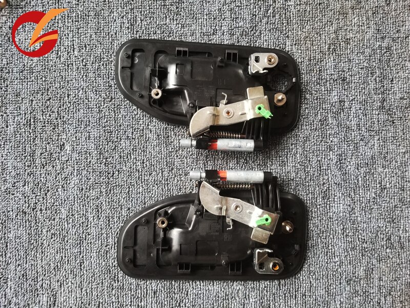 Nissan FRONTIER 2001 Passenger side (Right Side) Outer Door Handle Door Nissan FRONTIER 2001 Passenger side (Right Side) Outer Door Handle Door