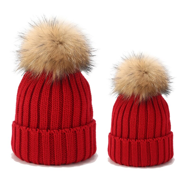 2 stuks gebreide mutsenset voor ouder en kind, wintermuts met pompon en doodshoofd: Rood