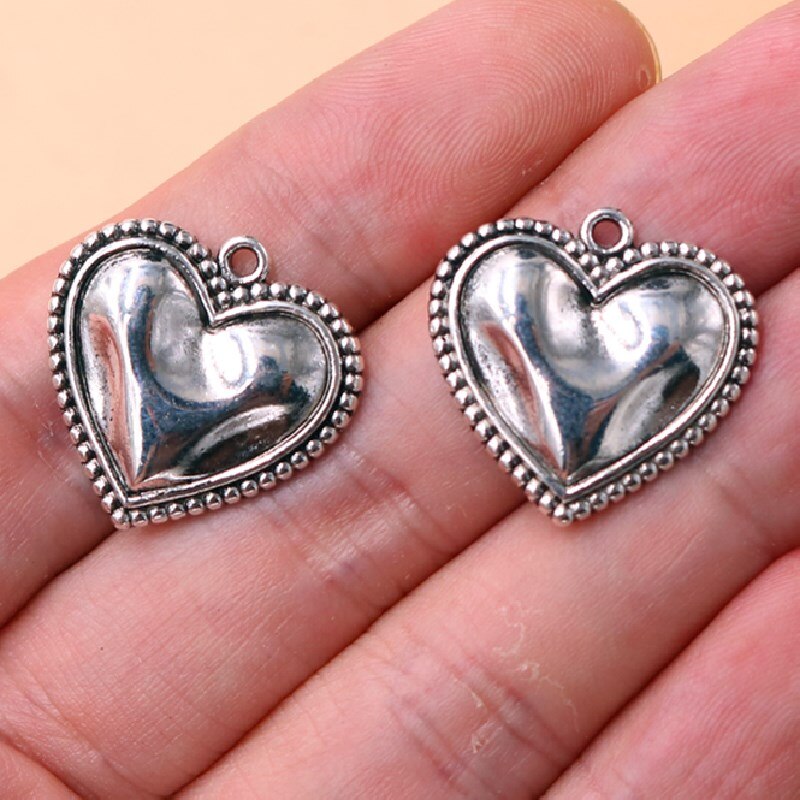 10 pièces plaqué argent coeur de l'éternel charme Vintage collier boucles d'oreilles pendentif en métal bijoux à bricoler soi-même artisanat faisant 21*21mm