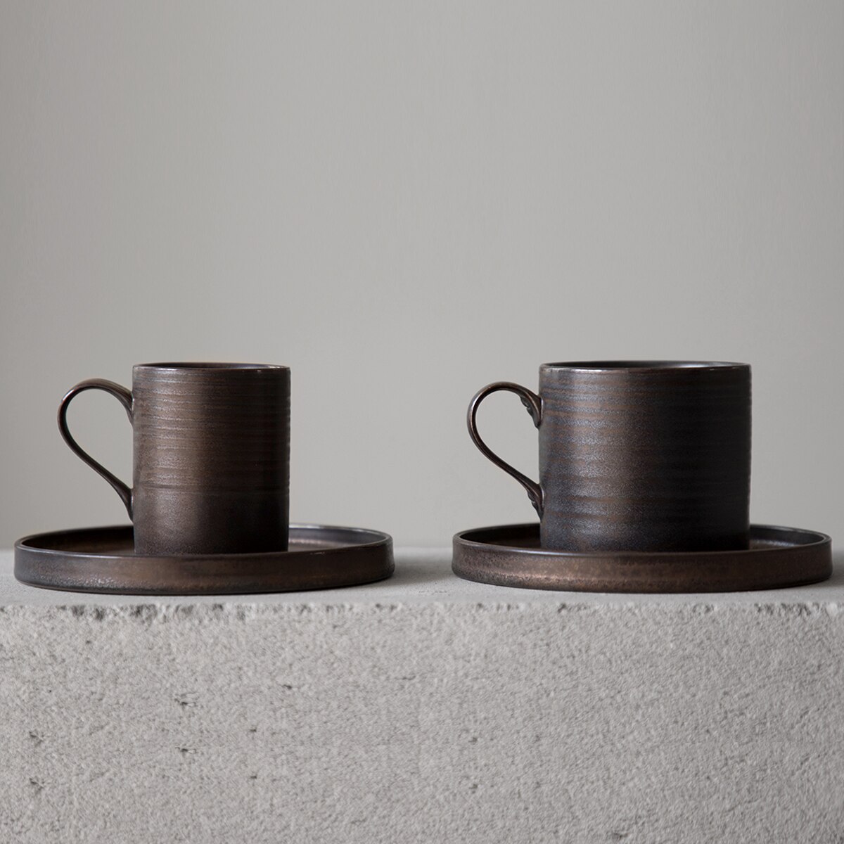 Giapponese semplice metallo smalto piatto di ceramica tazza di caffè cappuccino mocha tazza di ceramica del progettista fatto a mano tazza di tè tazza da tè