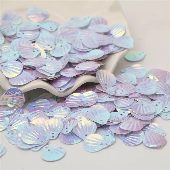 300pcs/Lot 13mm Gold Undertone Shell shape Loose Sequins Wedding confetti DIY Sewing Material Party decoration Accessories: White