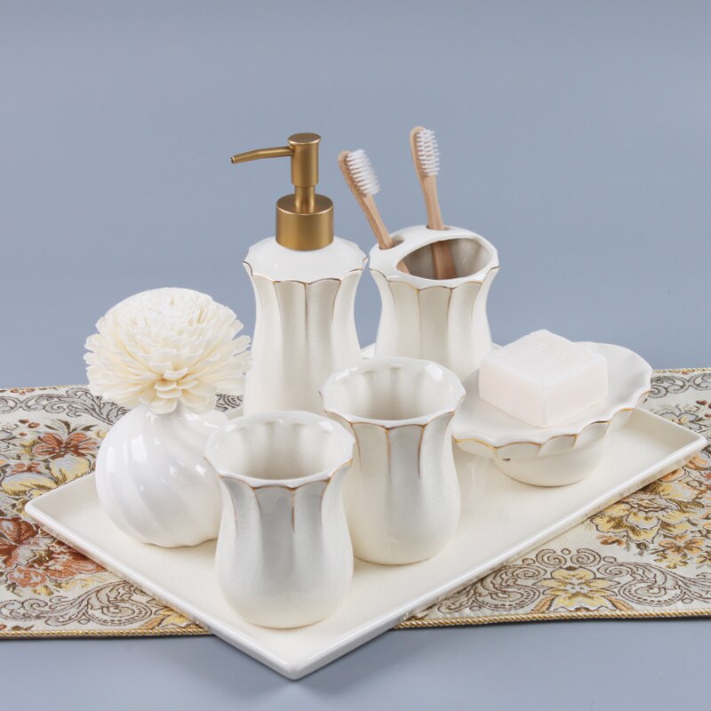 4 Stuks En 5 Stks/partij Jingdezhen Keramische Toiletartikelen 4 Stks/partij Of 5 Stks/partij Badkamer Kit Home Decoratie