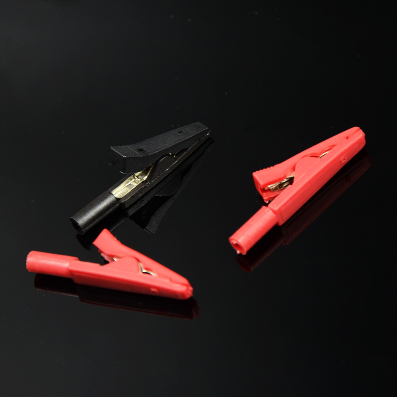 2 stk sort + rødt stiksisoleret alligatorclip til instrumenter og apparater, der tester klemmejumperlinie