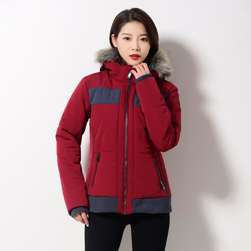 Thickened Camping Hiking Jacket Women Nylon Windbreaker Waterproof Coat Outdoor Mountaineering Parka Hooded Pullover Sport Suits: Red