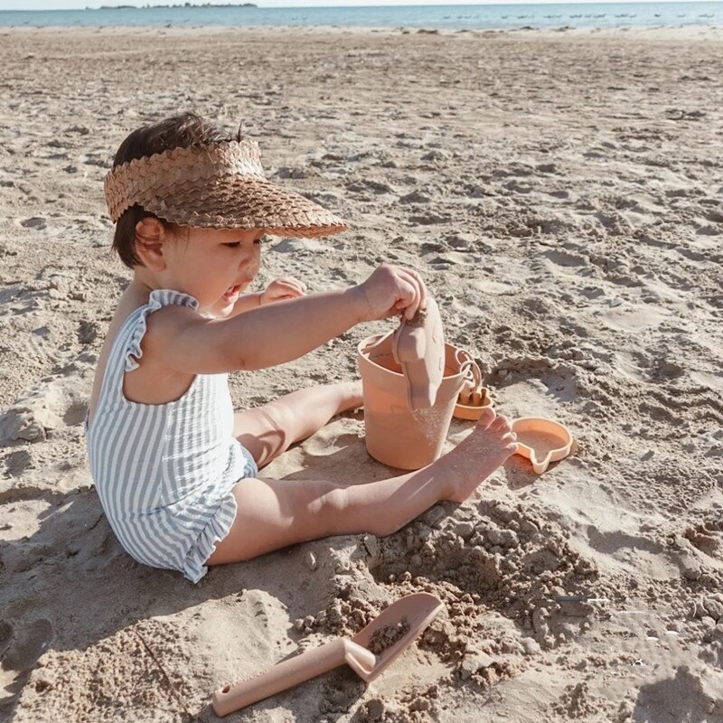 Kinder Silikon Strand Spielzeug für Kinder Baby Sandkasten Strand Spielzeug Set mit Eimer Schaufel Andere Zubehör Wasser Spiel Spielen Im Freien spielzeug