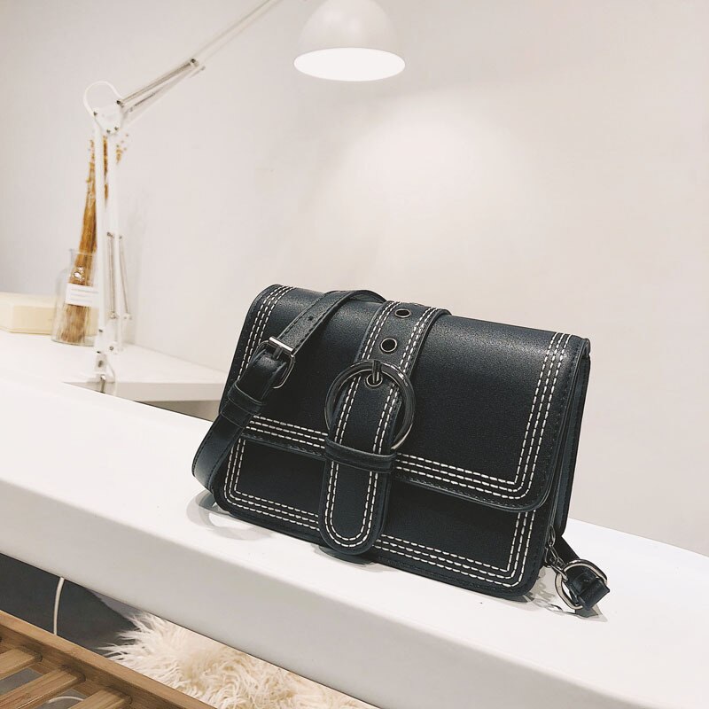 LUCDO Women Small Chains Bags Flap Bags Famous Brand Handbag Lady Messenger Female Crossbody Bag Mini Bag Bolsa: black