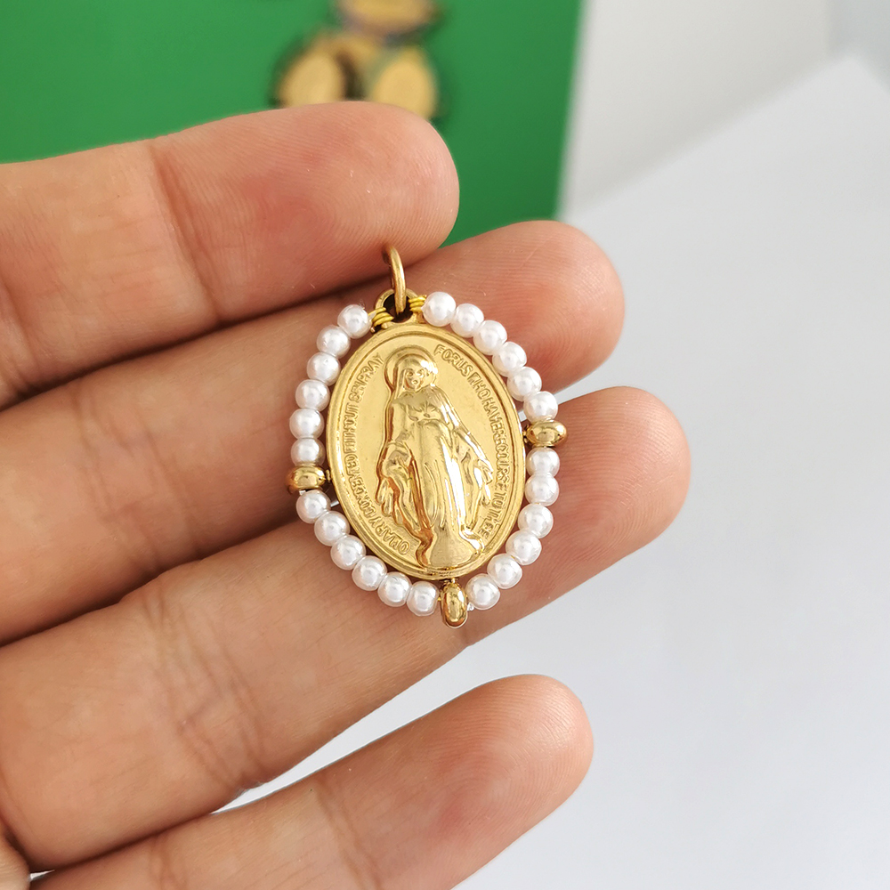 QMHJE-collar con colgante de la Virgen María para mujer, gargantilla, cadena de cuentas, Color dorado y plateado, joyería colorida de arcoíris de acero inoxidable