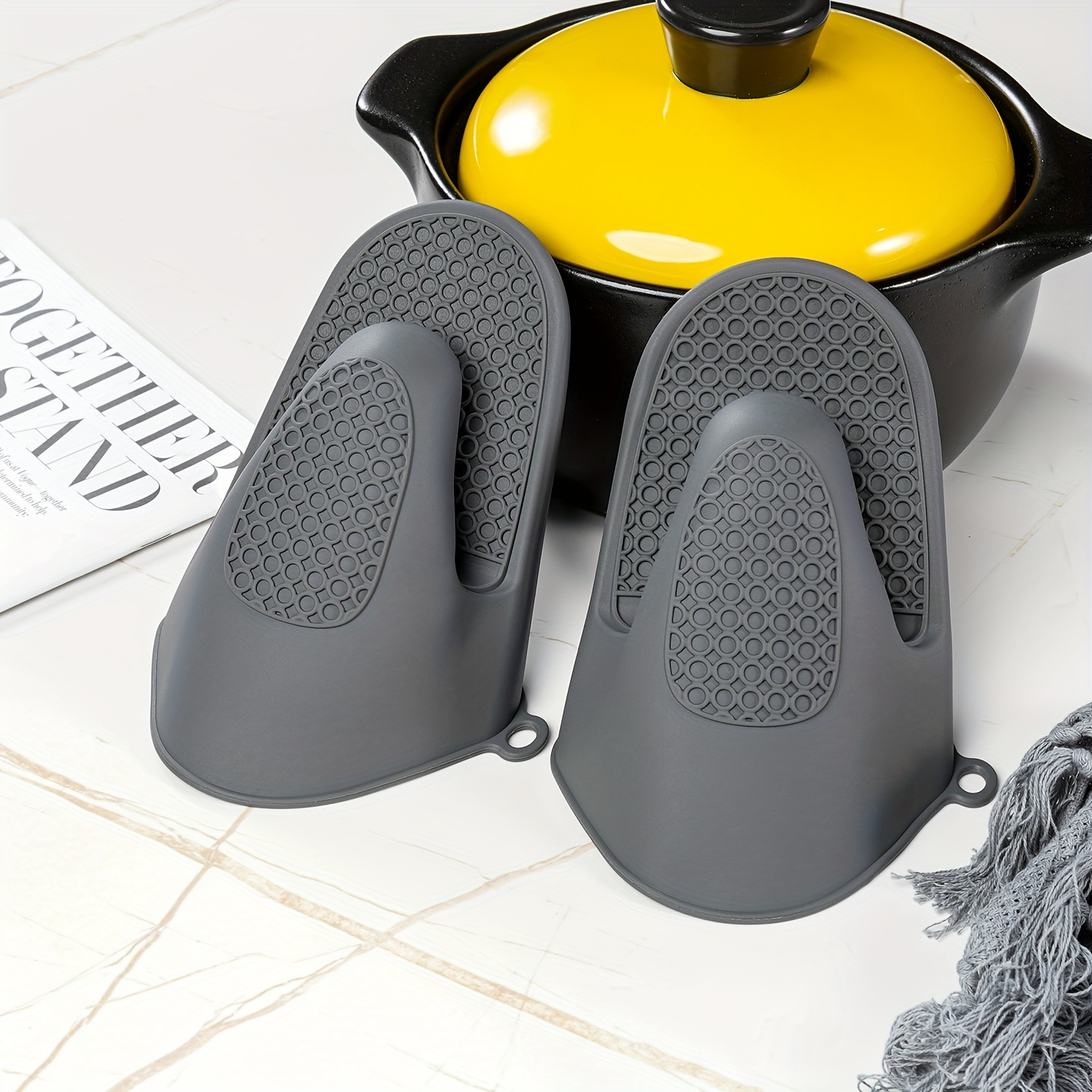 Kitchen Silicone Gloves Oven Mitts Heat Resistant BBQ Barbecue Cooking Baking