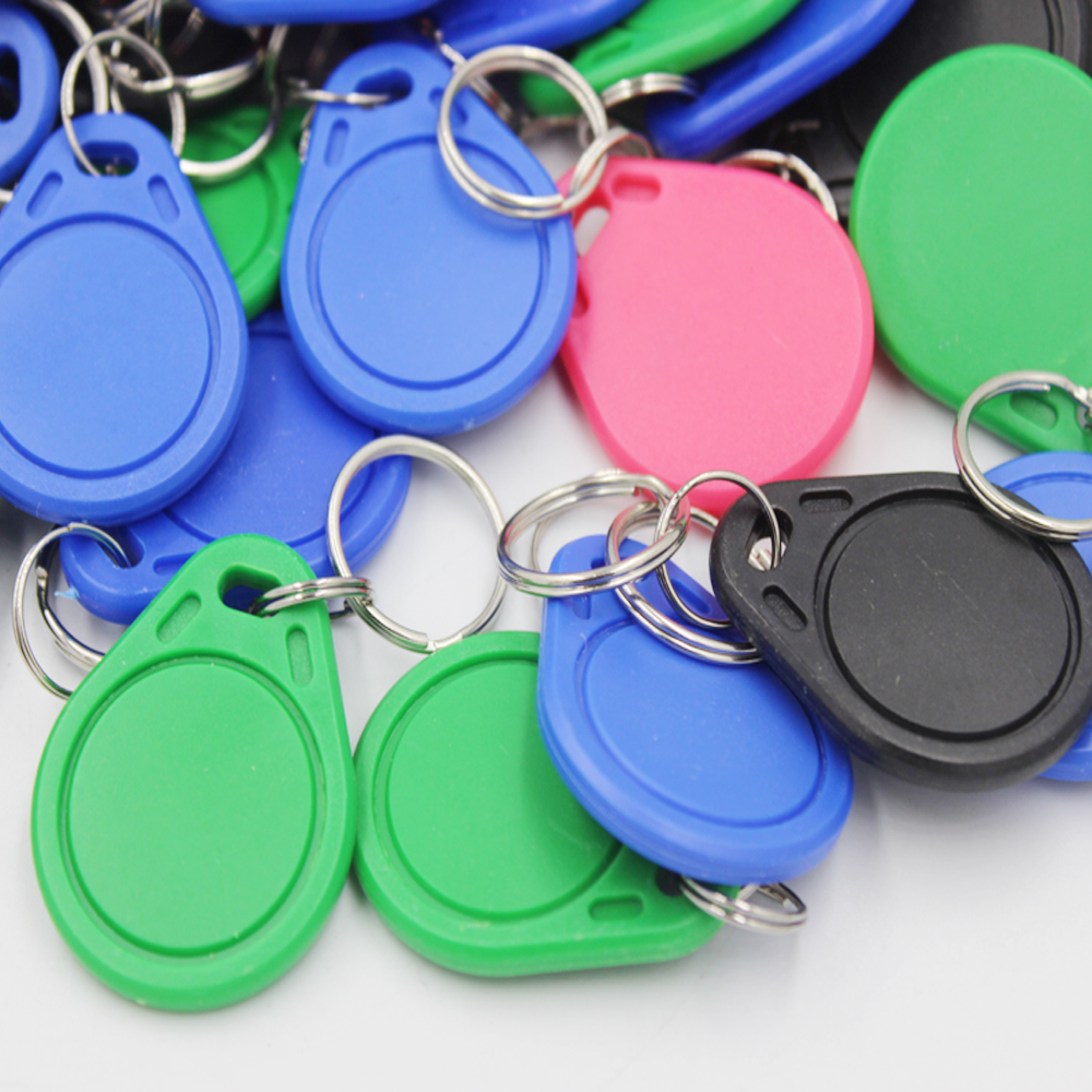 100pcs Waterproof 13.56MHz IC Keyfob Tag RFID Access Control IC Key Finder Card Token Attendance Management Keychain