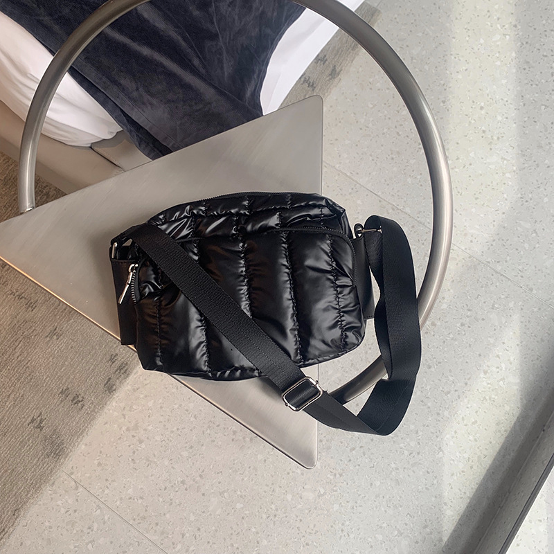 Nylon gepolsterte stepp tasche für Frauen Raum Baumwolle Schulter Tasche Weichen, Flauschigen Schwarz Crossbody Handtasche Weibliche Käufer Tasche Dame: Schwarz