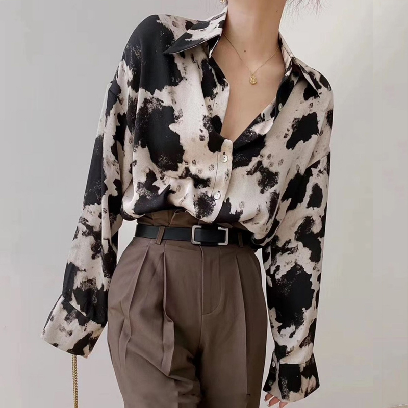 Camisas con botones y estampado de vaca para mujer, Tops de talla grande, ropa de coreana, ropa de calle de gasa, Blusa de manga larga, novedad de 13486
