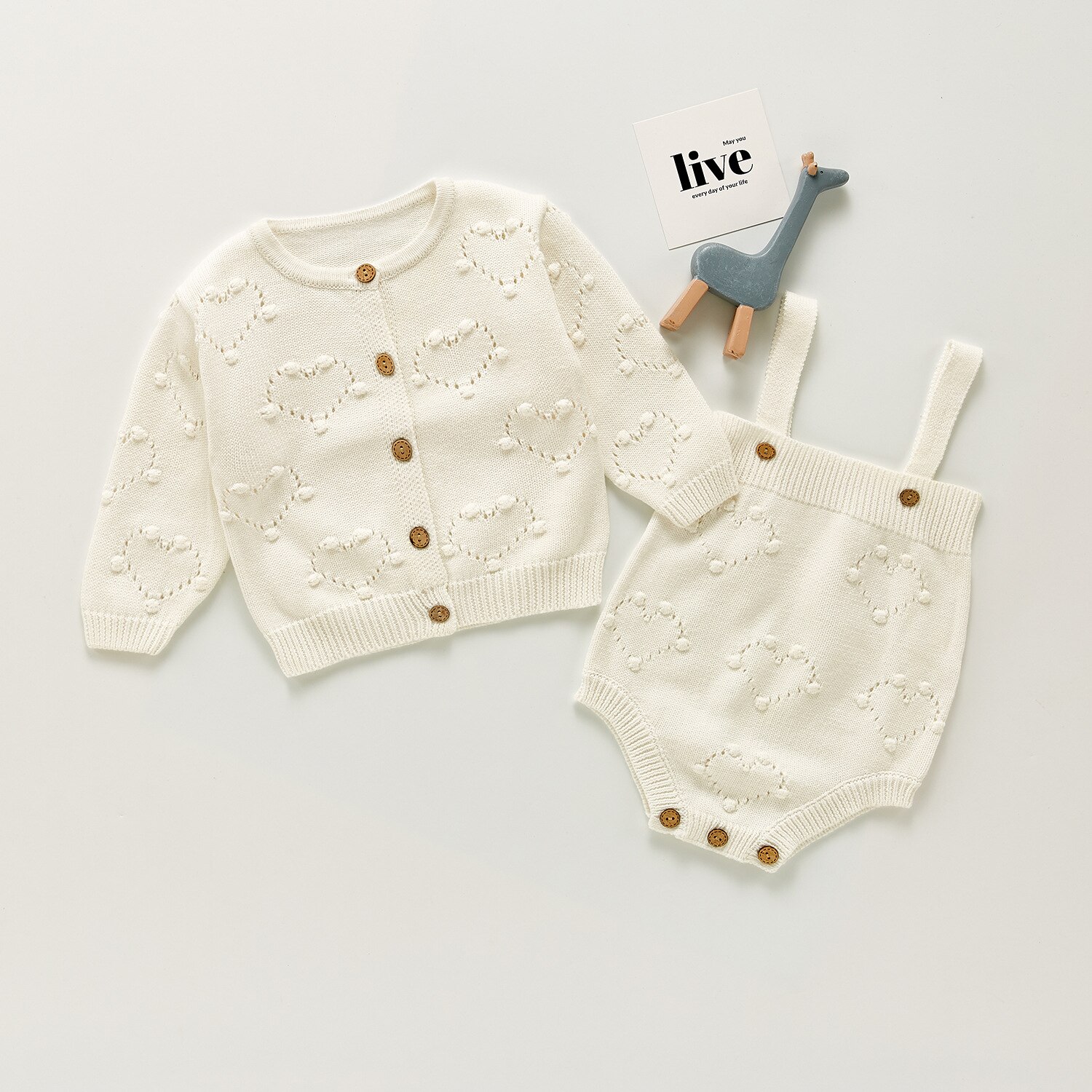 herbst Neue Baby Mädchen Pompom Pullover Nette Herz Overalls Für Kleinkinder Jungen Stricken Strickjacke Mantel Kleinkind Baumwolle Gestrickte Jacke