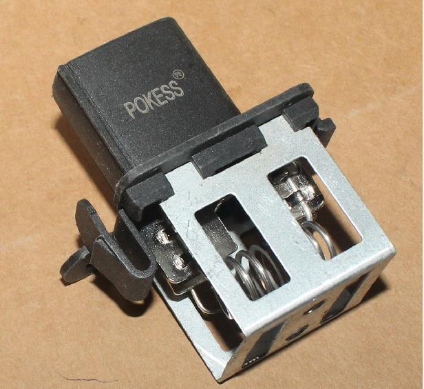 Radiator Fan Blower Motor Resistor For Ford Fiesta MK8 ECOSPORT