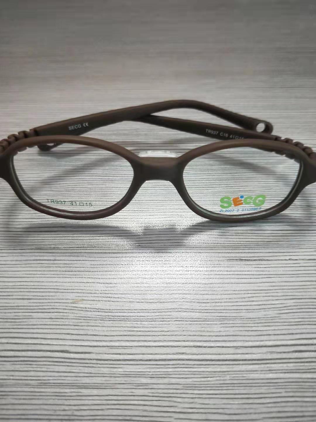 SECG-montura Flexible para niños, almohadillas suaves y cómodas para la nariz, Gafas ópticas para niños, montura para miopía, Gafas de silicona graduadas: C16