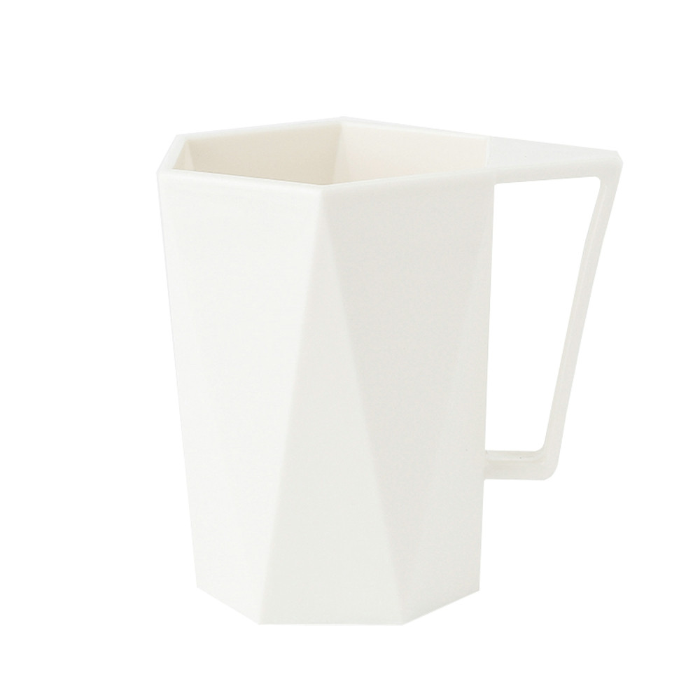 Geometric Black White Mug Simple Cup With Personality Bottle Milk Juice Coffee Mug Tea Cups Water Mugs Easy To Carry canecas: Beige