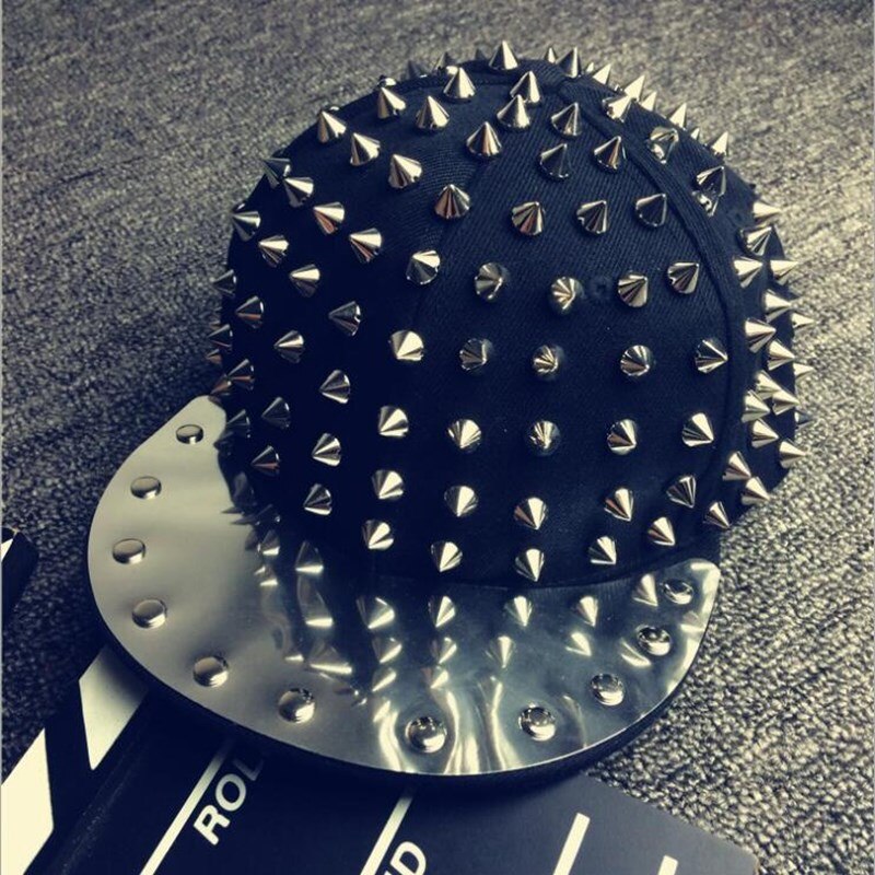 Hip hop Punk Rock Hats Spike Studs Rivets Snapback Caps Men Spring and Autumn Fitted Baseball Caps