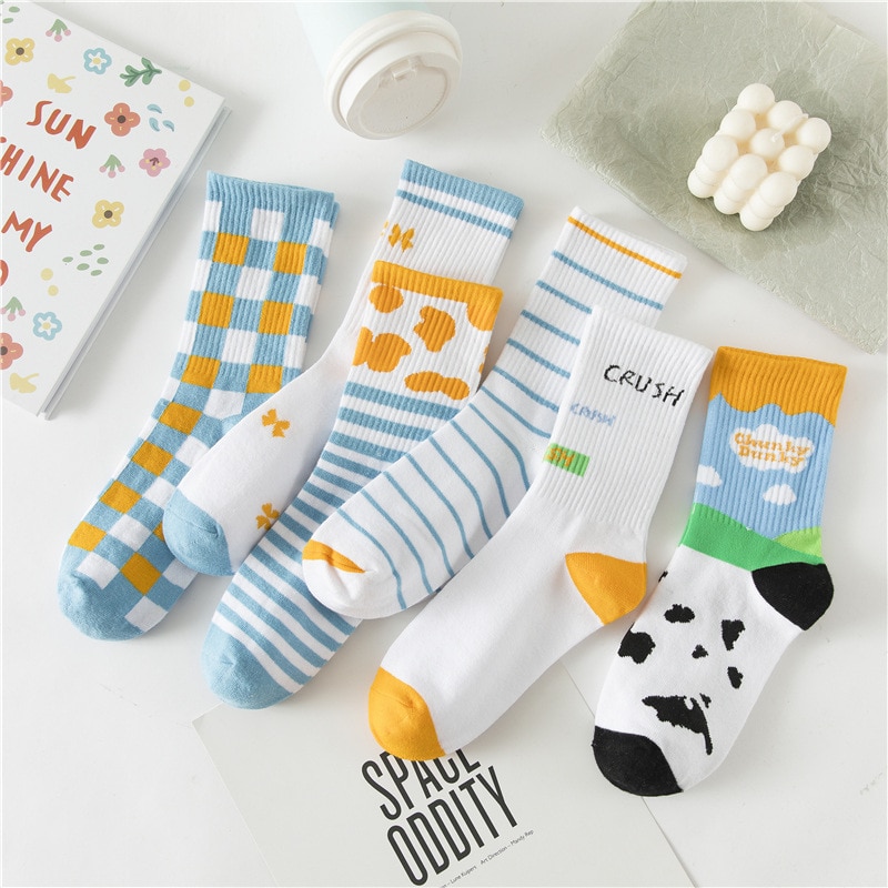 Japanse retro zwart witte koe in de buis persoonlijkheid all-match sportsokken ijs strepen casual trendy damessokken