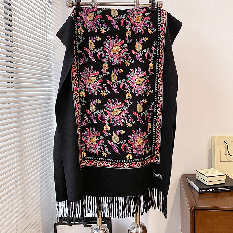 Luxo de alta qualidade bordado cachecol elegante feminino inverno grosso quente pescoço pashmina longa franja cachecóis senhora cobertor xale macio: Preto