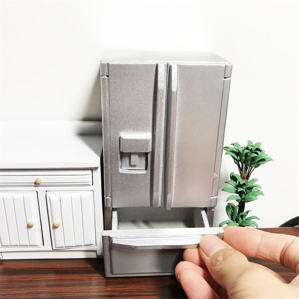 1/12 dukkehus miniature tilbehør mini træ dobbeltdør køleskab simulering køleskab model legetøj til dukkehus dekoration