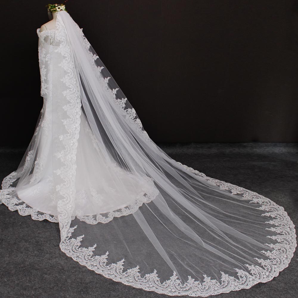 Kathedraal Lange Kant Wedding Veil Met Kam Een Laag 3 Meter Bruidssluier Wit Ivoor Sluier Voile Mariage