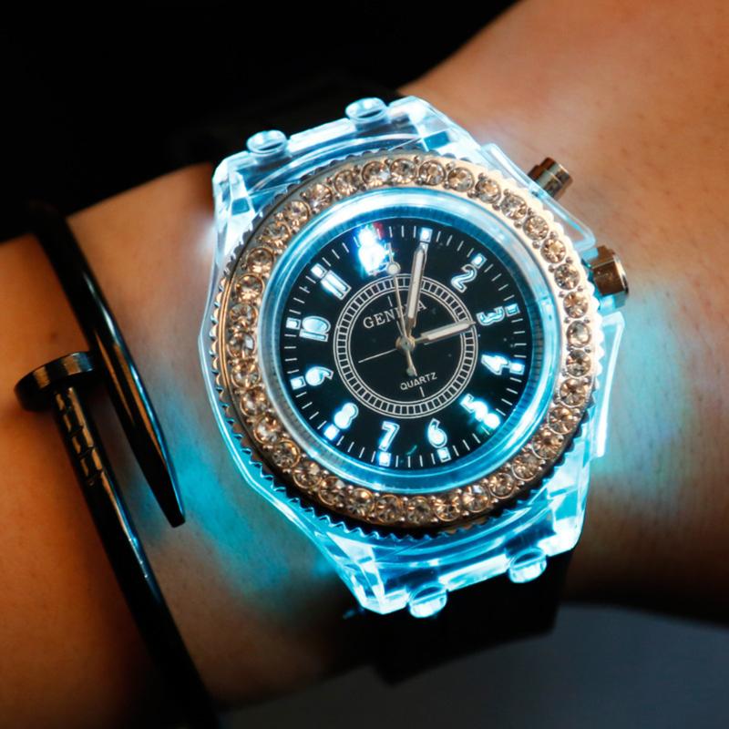 Licht quartz horloge met strass leren band, unisex analoog polshorloge
