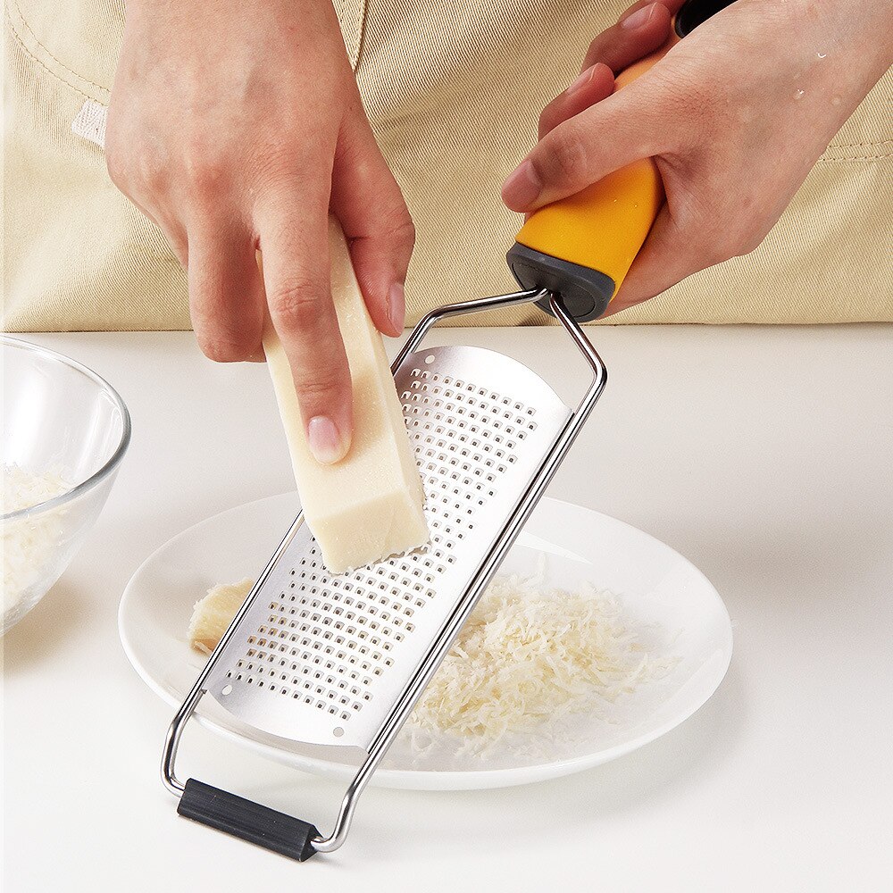 Cheese Grater Stainless Steel Citrus Lemon Zester Ginger Potato Garlic Chocolate Slicer Spreader with Plastic Cover