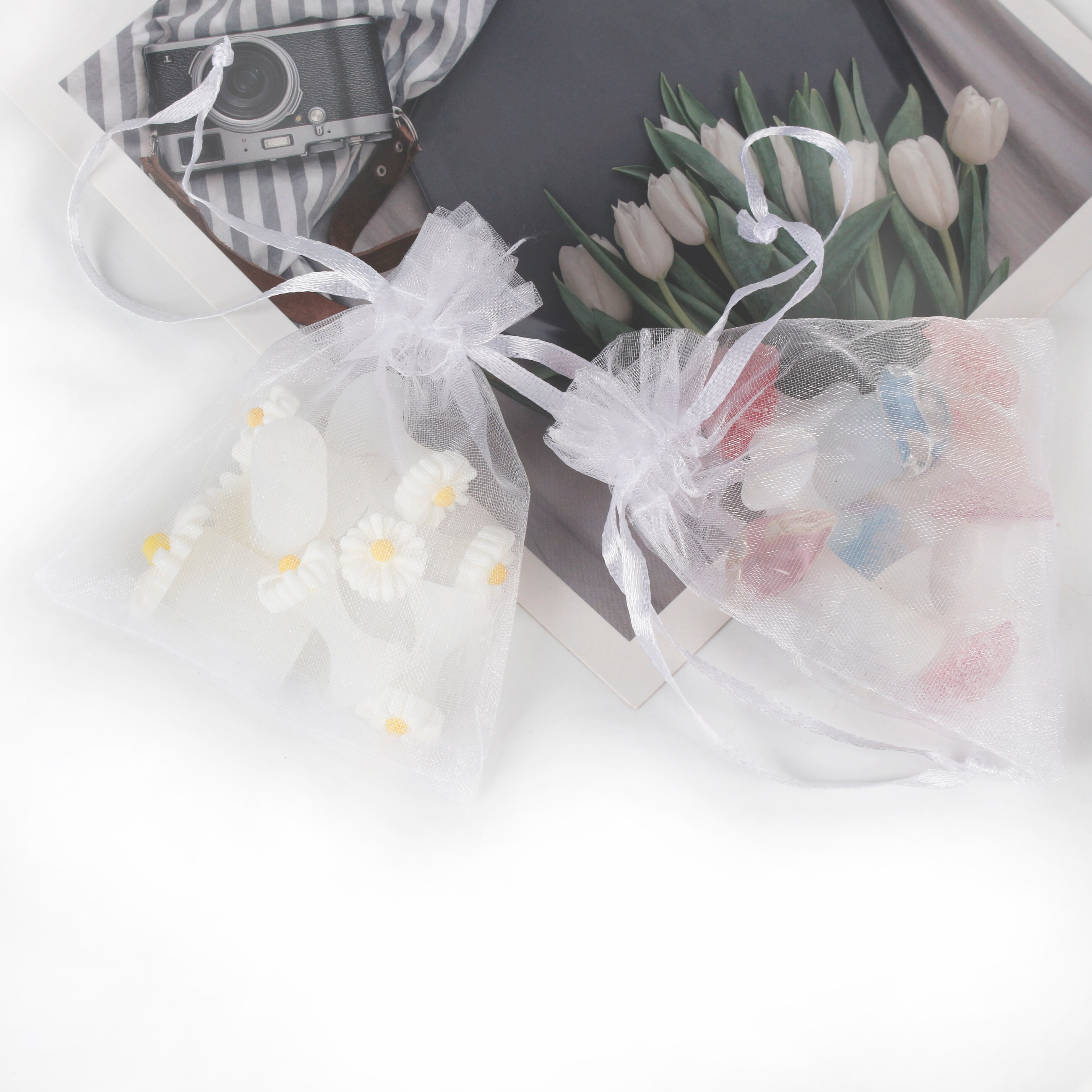 Toe Separator Foot Form Salon Pedicure Care Nail Art Pedicure Soft Silicone Finger Divider Pearls Flower Shape Manicure Tools