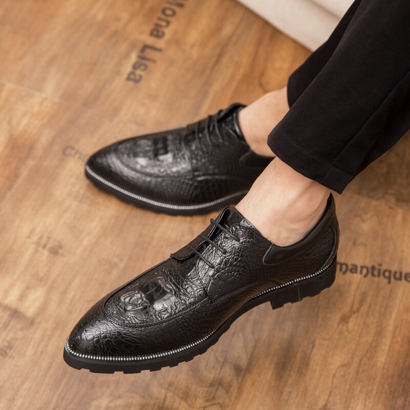 Ectique grande taille 38 ~ 47 automne Crocodile Brogue hommes Wingtip plate-forme chaussures en cuir homme formel en caoutchouc semelle Cowboy Vintage