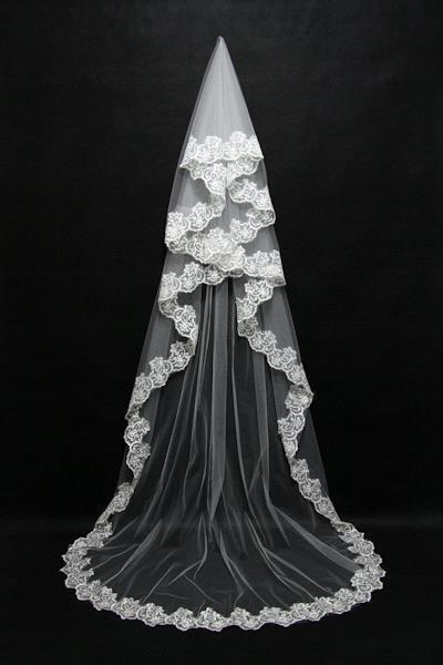 Une couche dentelle bord cathédrale longue mariage voile avec peigne accessoires de mariée pas cher blanc ivoire mariée Welon
