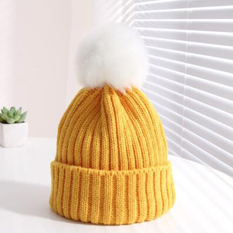 Pompon baby muts winter gebreide kinder baby meisjes muts warme zachte kinderen peuter meisjes muts muts casquette enfant: Geel