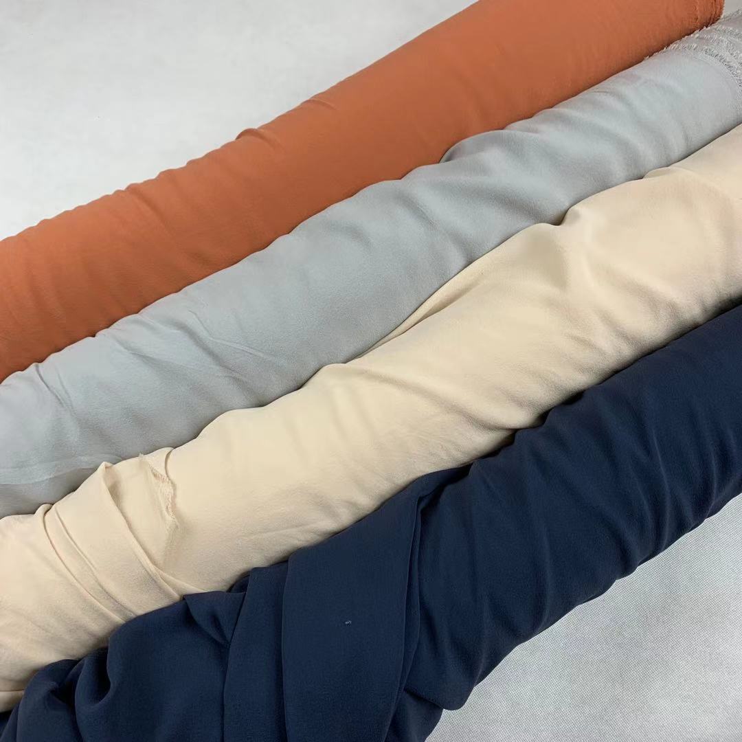 Crêpe lourde en soie mûre, 1 mètre, 23mm, 135cm, 53 pouces, couleurs unies, large au mètre