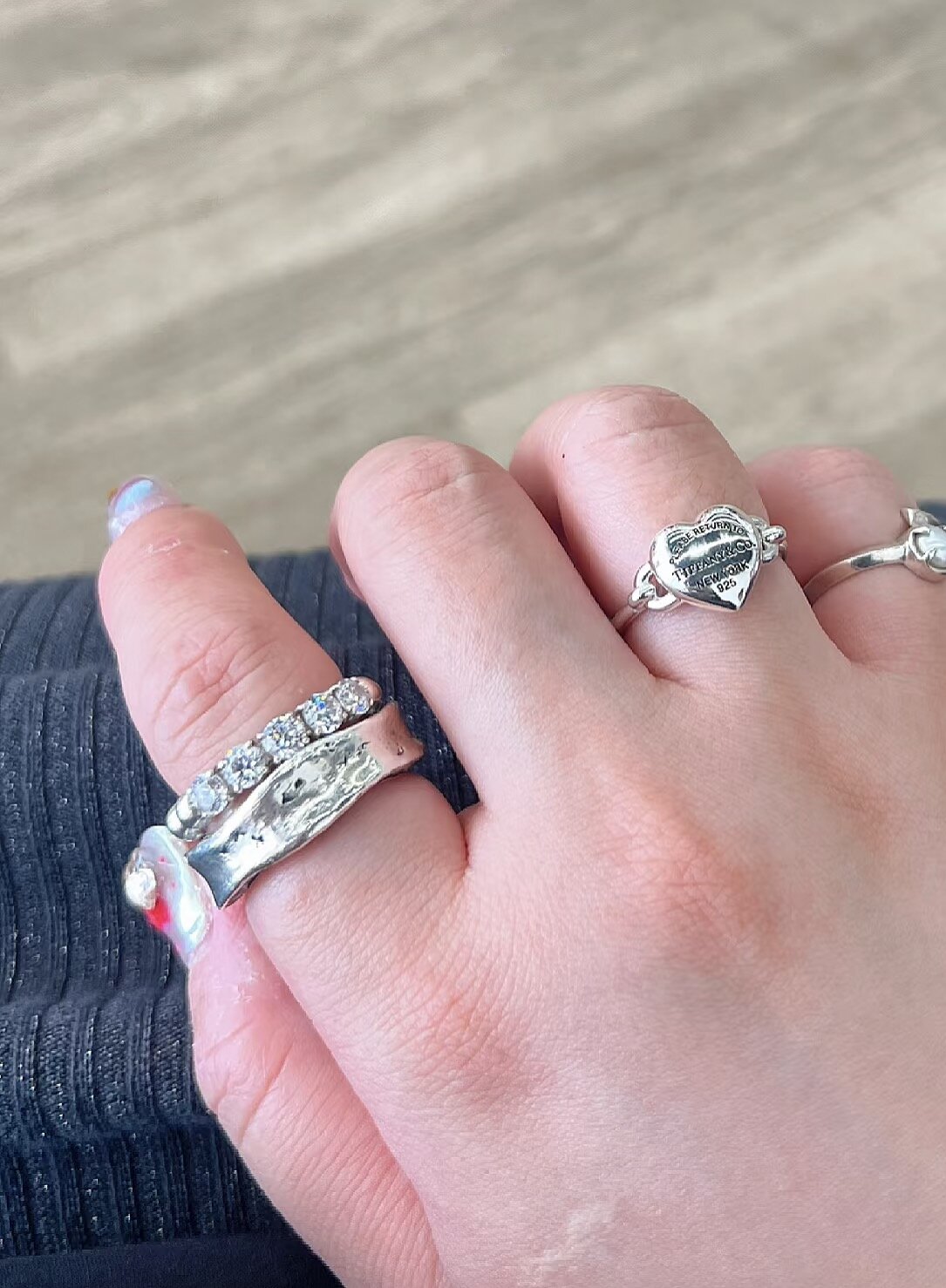 Joyería de lujo, anillo de plata pura con temperamento minimalista en forma de corazón, anillo de mujer S925 para regalar a esposa y novia