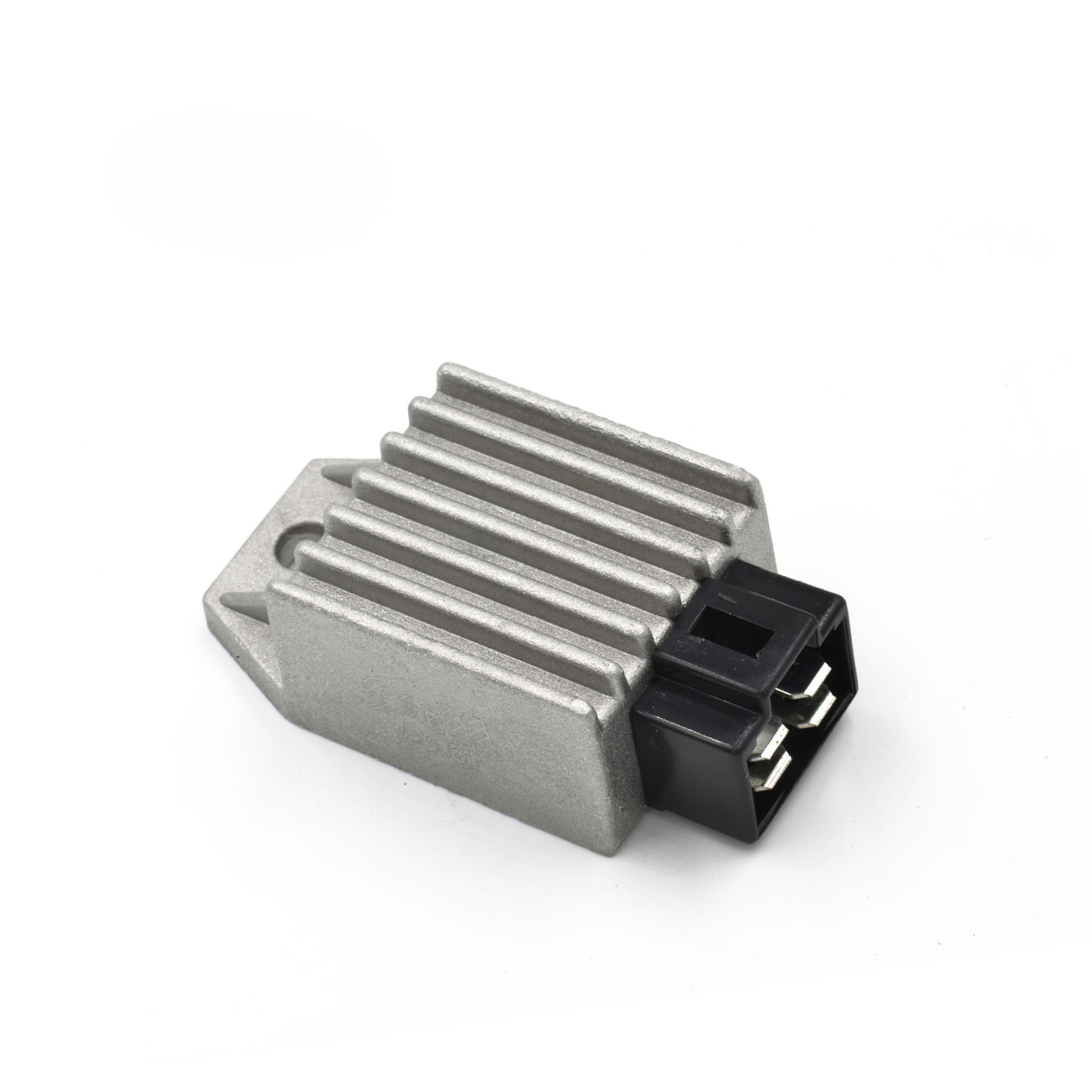 Motorcycle Voltage Regulator Rectifier 12V 4Pin fit for Buggie with GY6 50cc 125cc 150cc Moped Scooter ATV Gokarts