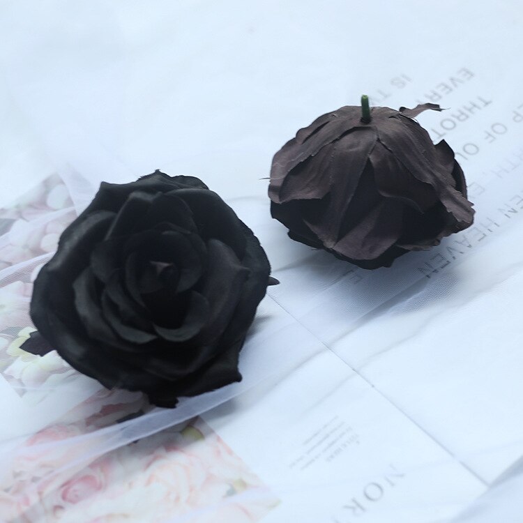 Kunstige silkeblomster sort rosenbuket krans til udformning af indretning vase faux blomster fest hjem dekoration tilbehør: Blomsterhoved
