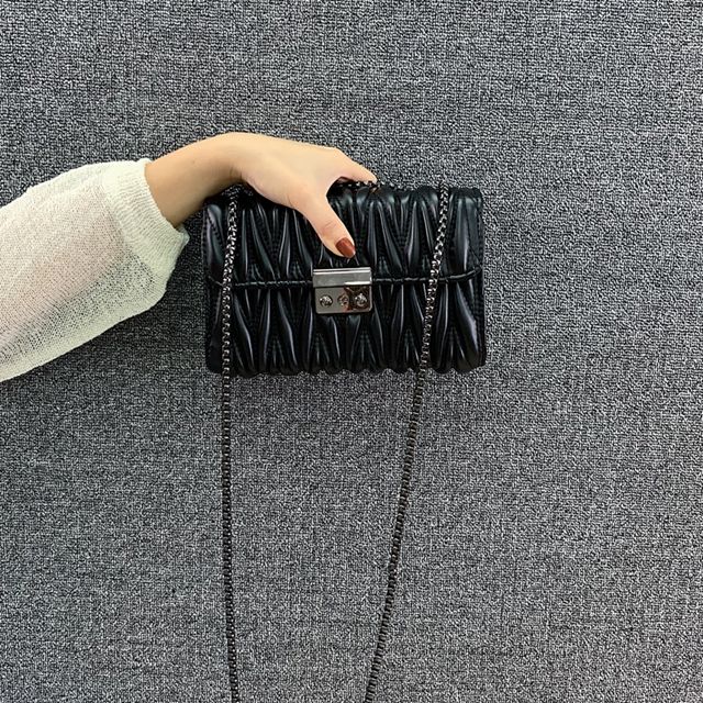 Fold Drie-Dimensionale Zoete Kleine Vierkante Tas Lock Keten Ongedwongen Een Schouder Messenger Vrouwelijke Tas Clutch