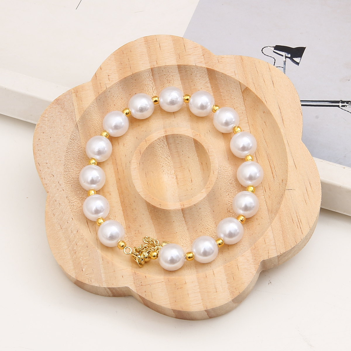 Houten kralen ontwerpbord Geschikte armband displaystandaard voor het maken van sieraden Kettingen Ambachten Lade Praktische display: Rood