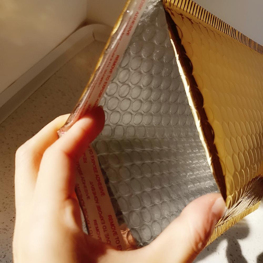 50PCS/Pack Gold Color Packaging Bubble Mailer Gold Foil Plastic Padded Envelope Bag Mailing Envelope Bag