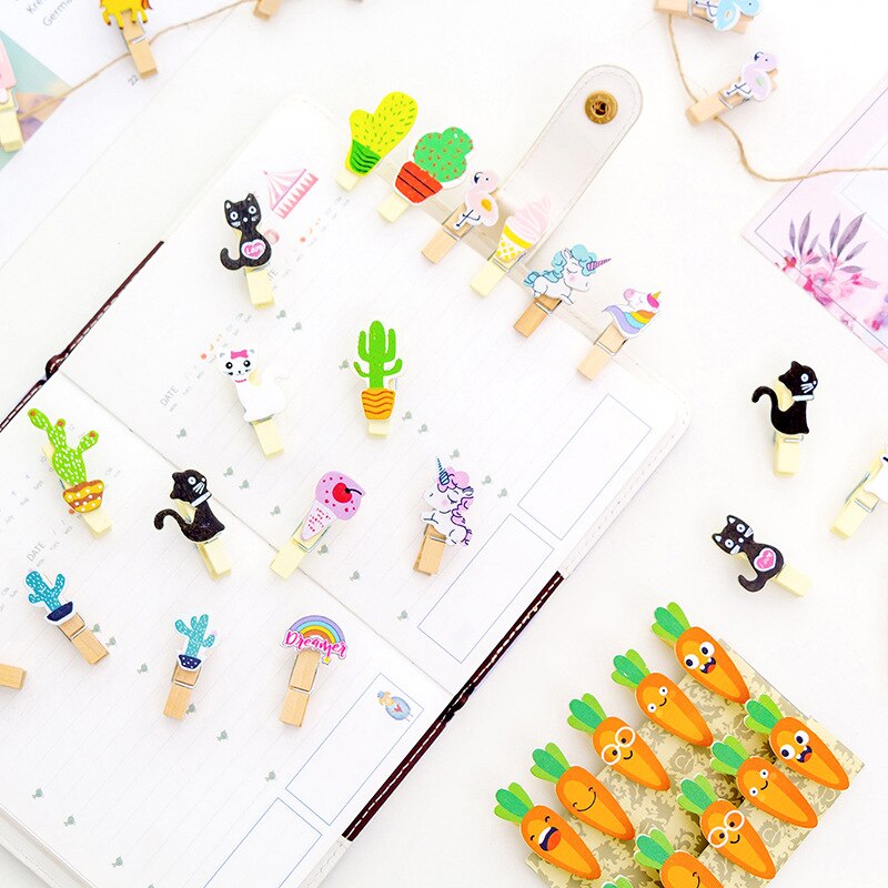 (10 pieces/lot) Cute Cartoon Color Small Wooden Clip Hanging DIY Photo Small Clip Wooden Cartoon Photo Clip