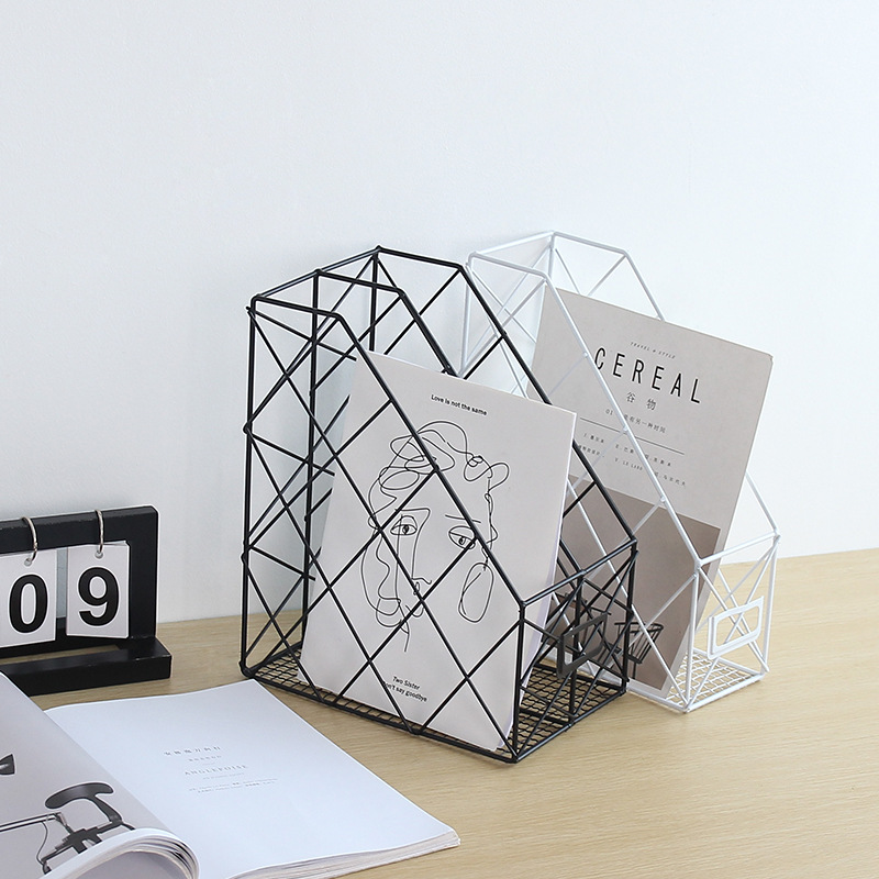 Kontor hjemme arkivhylle metall bøker lagringshylle smijern skrivebord lagringsstativ hylle kontorstativ skrivesaker arrangørholder