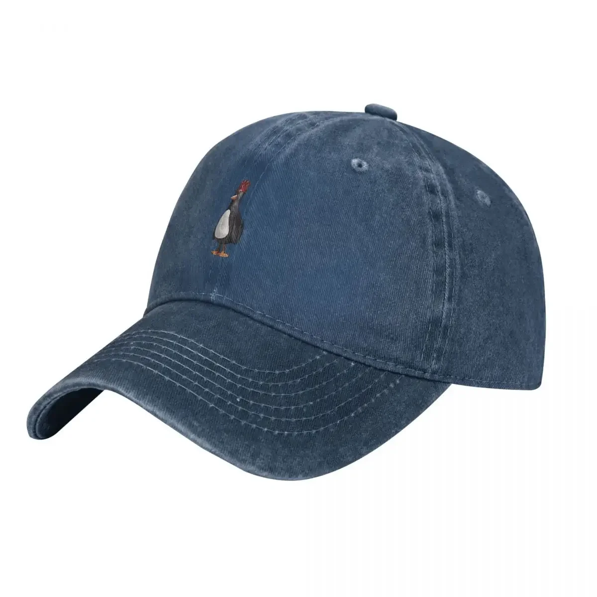 Feathers mcgraw en baseballcaps: Marineblå