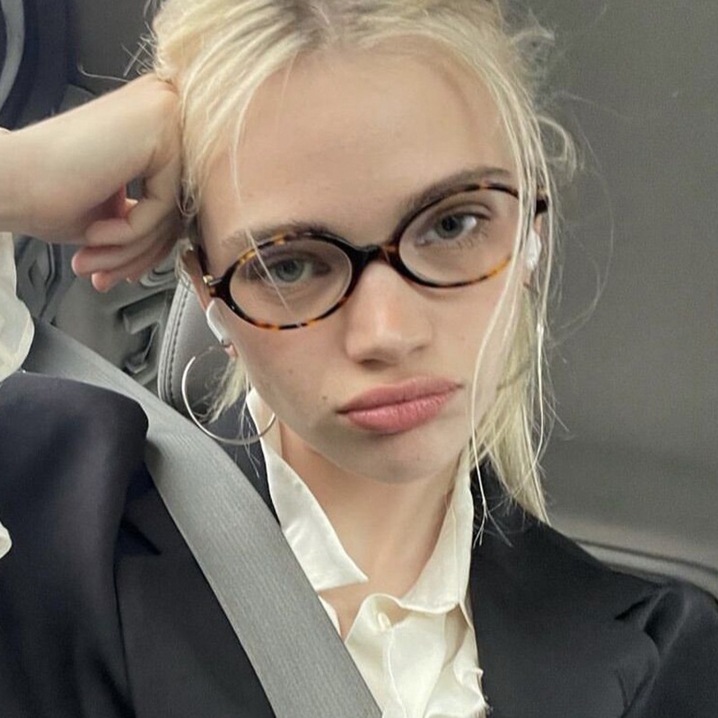 Elliptical Artistic Style Myopia Glasses Retro Small Frame Flat Lenses Ultra Light Finished Near Sight Eyewear Goggles