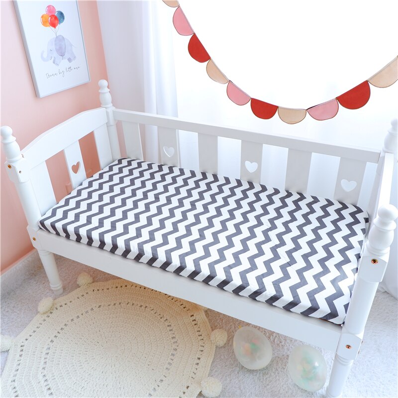 Baby bomuldssengetøj lagen sengetæppe barneseng seng krybbe madrasbeskytter sengetæppe 130*70 cm: Grå bølget