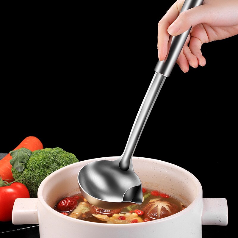 304 Stainless Steel Oil-separating Spoon Household Kitchen Oil Filter Spoon Long-handled Pot Soup Spoon Kitchen Utensils