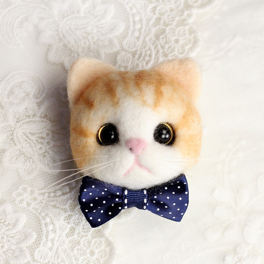 Muñeca de imitación de caricatura de la cabeza del gato, muñeco de lana de fieltro hecho a mano, materiales de fabricación de , herramientas suaves, no se decolora, exquisita y encantadora