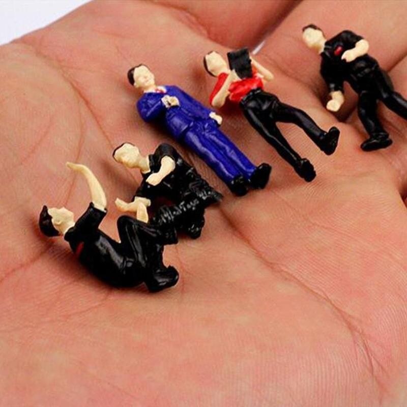 1 Set Repair Worker Doll Action Figures Sand Tabl Scene Accessories 1:64 Miniatures Repair Worker Sand Table Character Model Toy