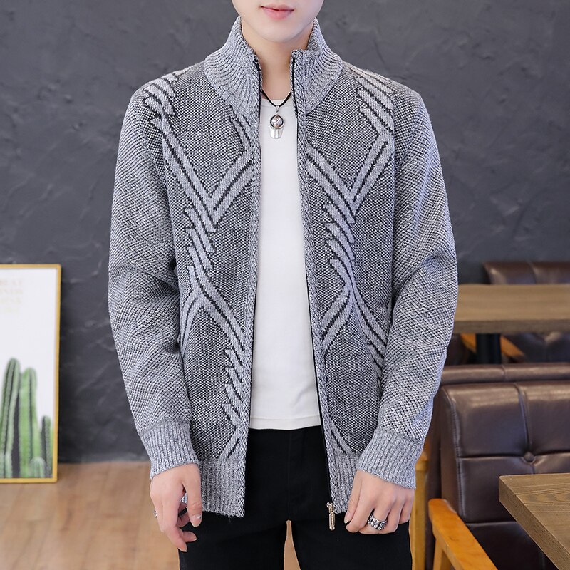 Koreansk stil cardigan mænd sweater tøj grå 2020 nye herre sweater oversized strikket cardigan mønster varmt tøj til mænd 3xl: Lysegrå / Xxxl